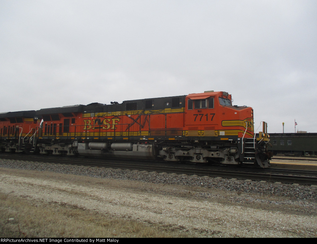 BNSF 7717